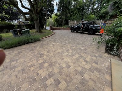 driveway cleaning in hagley